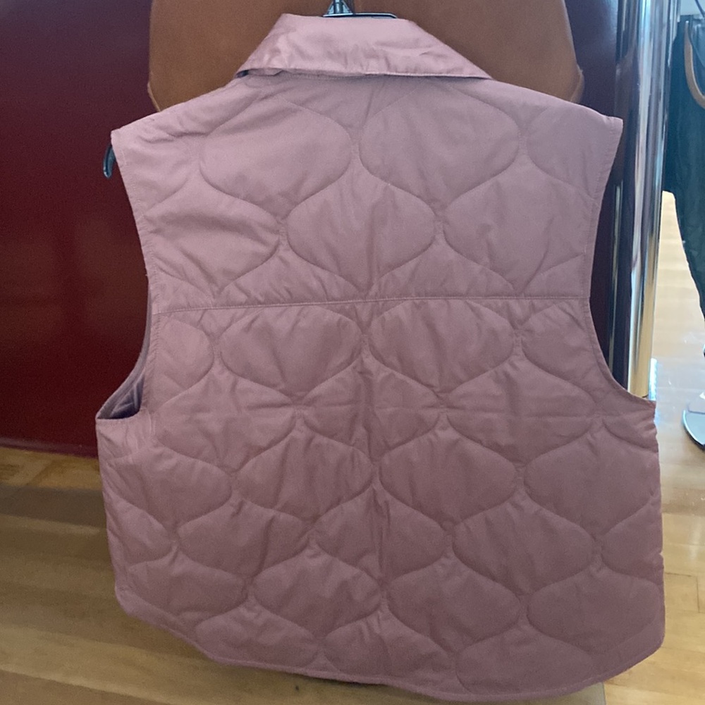 Nike Sportswear Essential Smoky Quilted Vest - Picture 8 of 8